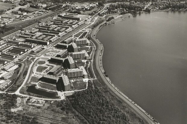 Boek Jong Hoorn de Groei van Hoorn tussen 1960 en 2010